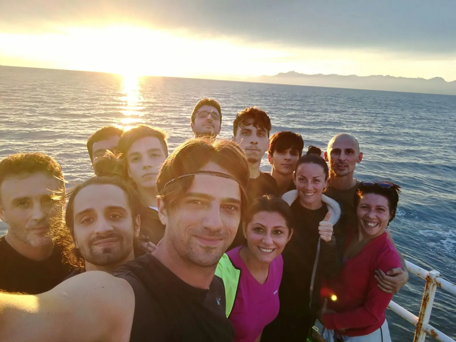Il gruppo al mare